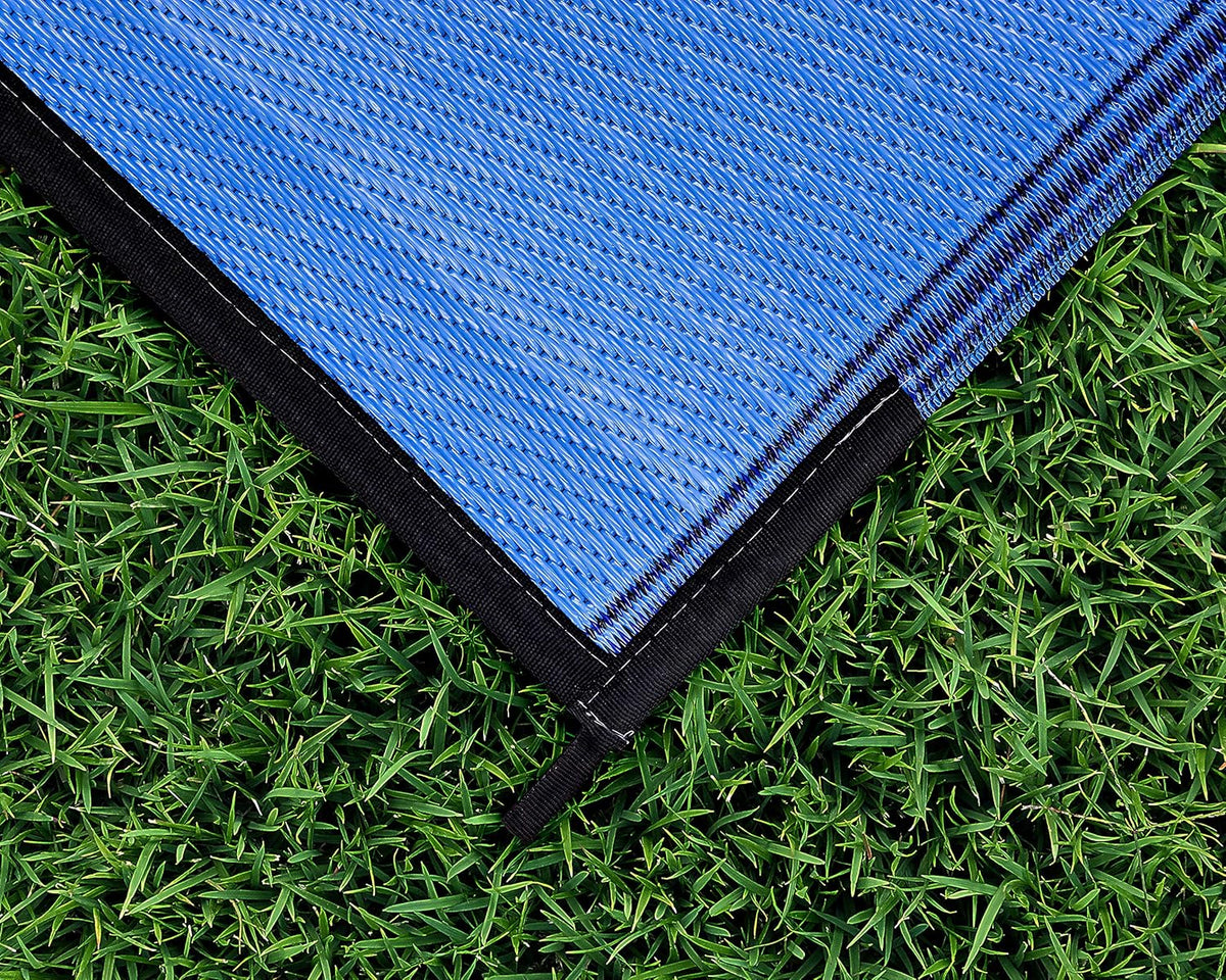 Large Reversible Outdoor Patio Mat (9' x 12', Lattice Blue Design) W8698