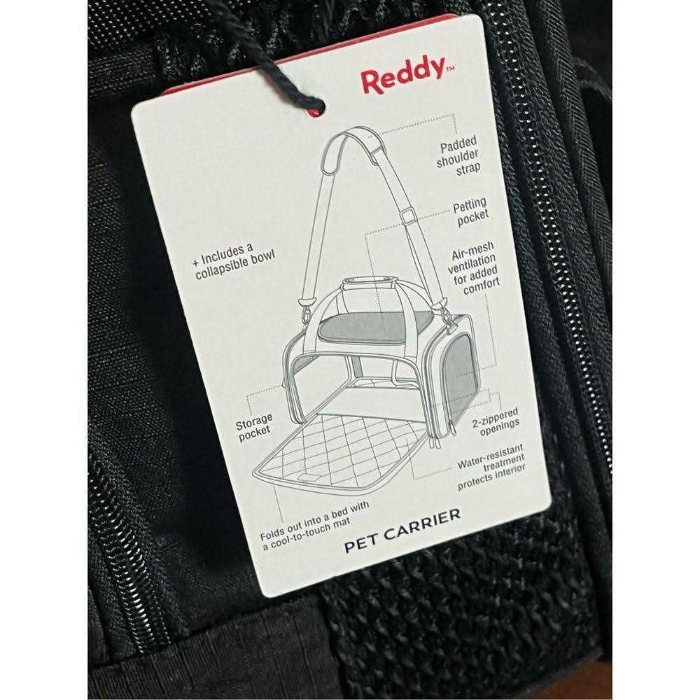Fold-Out Pet Carrier Q5894