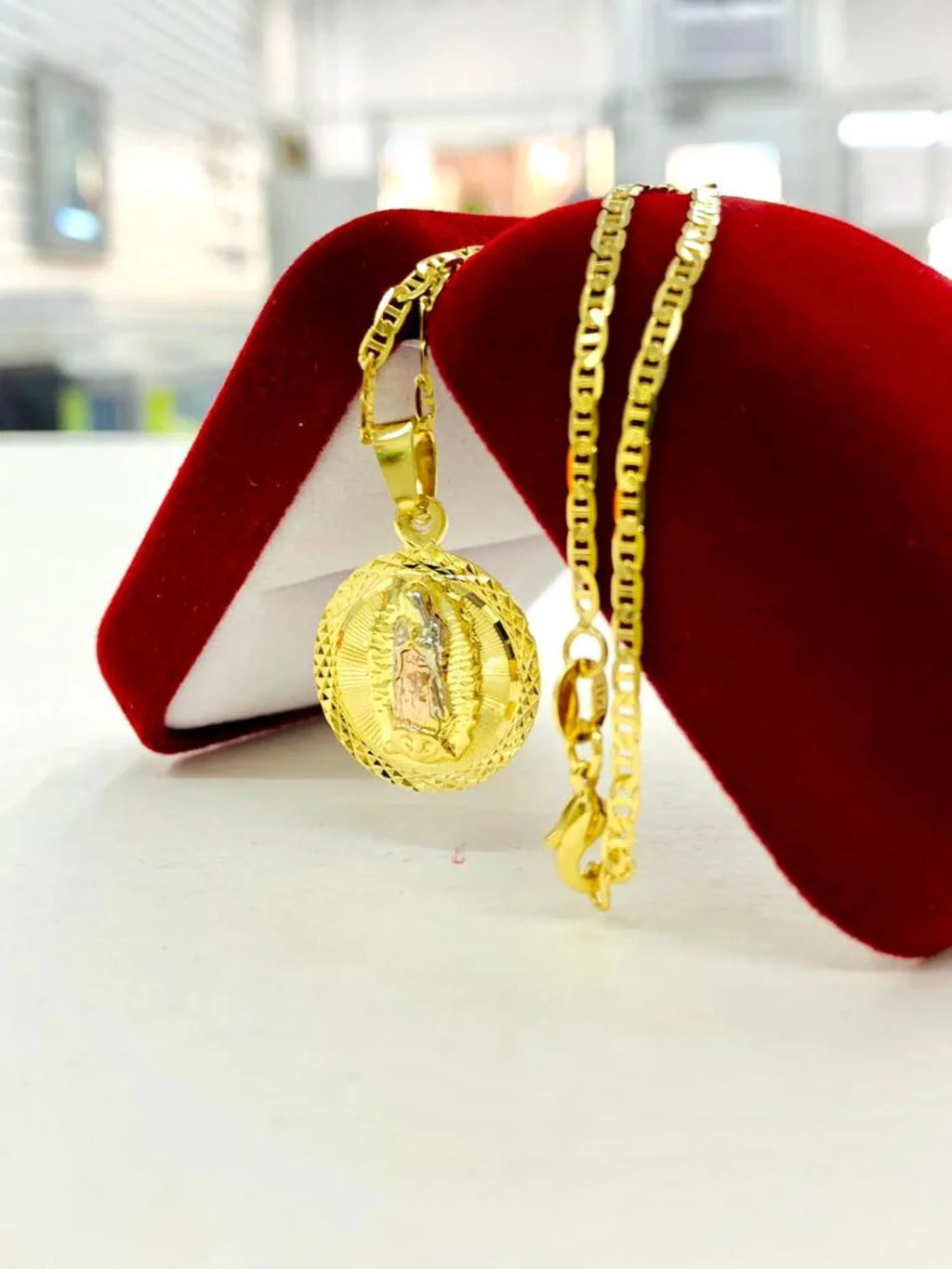 14K Gold Filled Virgen de Guadalupe Necklace Mariner Chain Round Medal 23x19 V2908