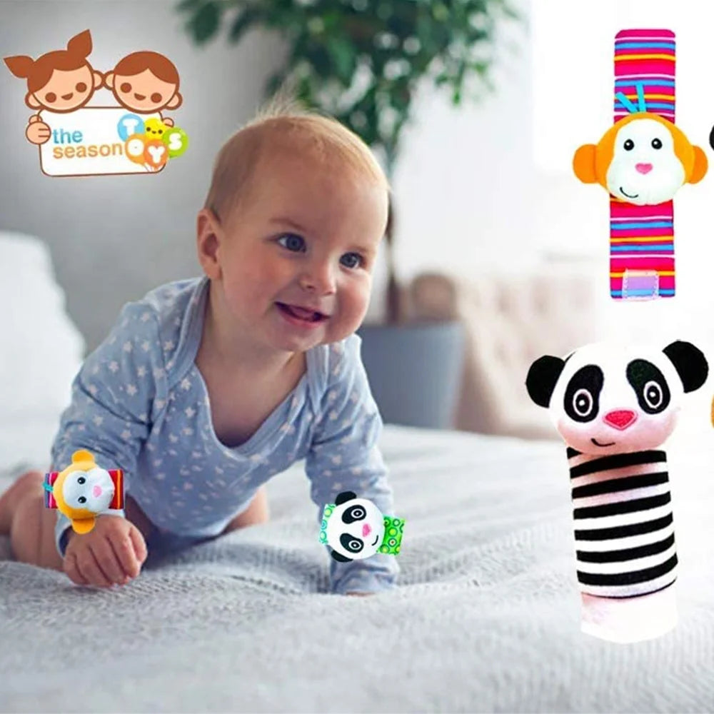 Baby Socks Toys Wrist Rattle and Foot Finder Developmental Early Educational Toys Set (4 PCS) U185
