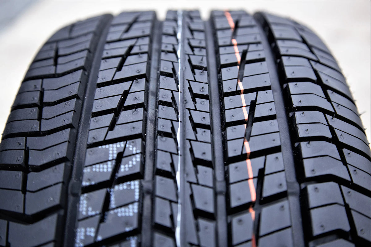 275/60R15 107S All Season Tire K284601