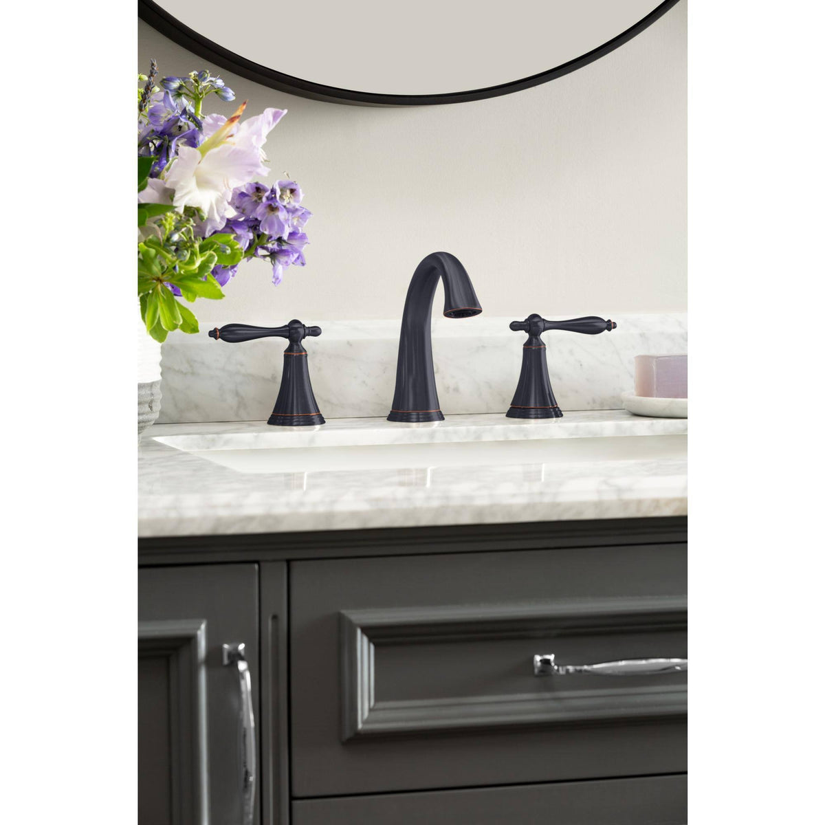 Oil Rubbed Bronze Widespread Bathroom Faucet A662