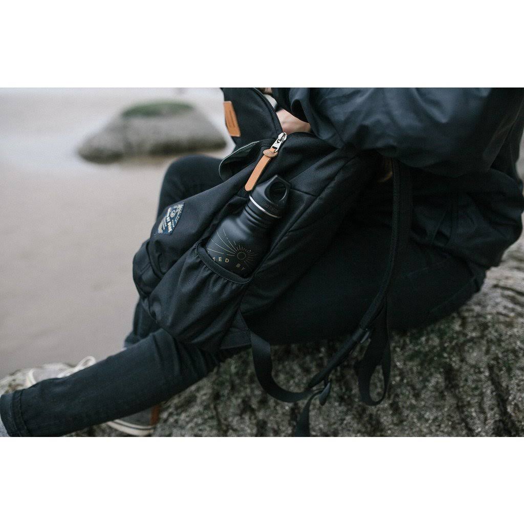 Black 25L Rift Pack U356