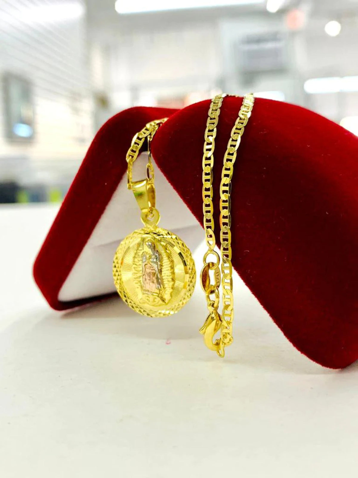 14K Gold Filled Virgen de Guadalupe Necklace Mariner Chain Round Medal 23x19 V2908