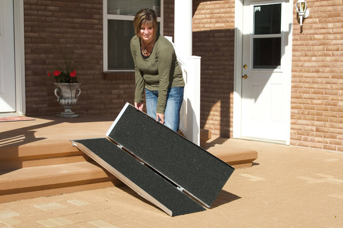 Portable Singlefold Ramp, 6 ft x 30 in W6494