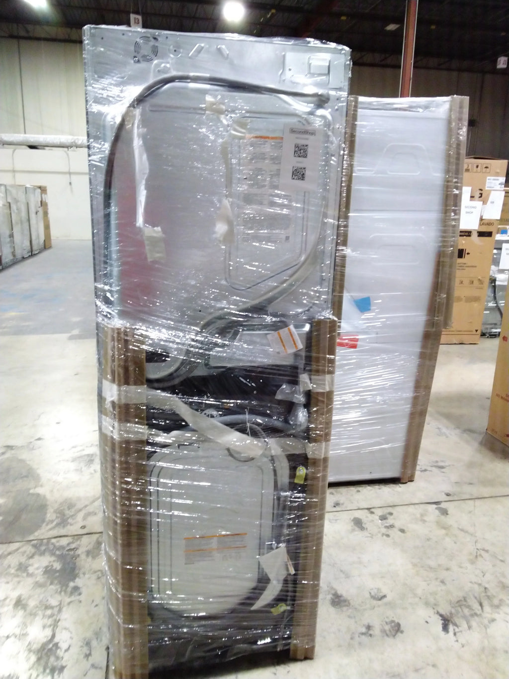 Front Load 5.2 cu. ft. Washer and 7.2 cu. ft. Heat Pump Ventless Dryer G35311