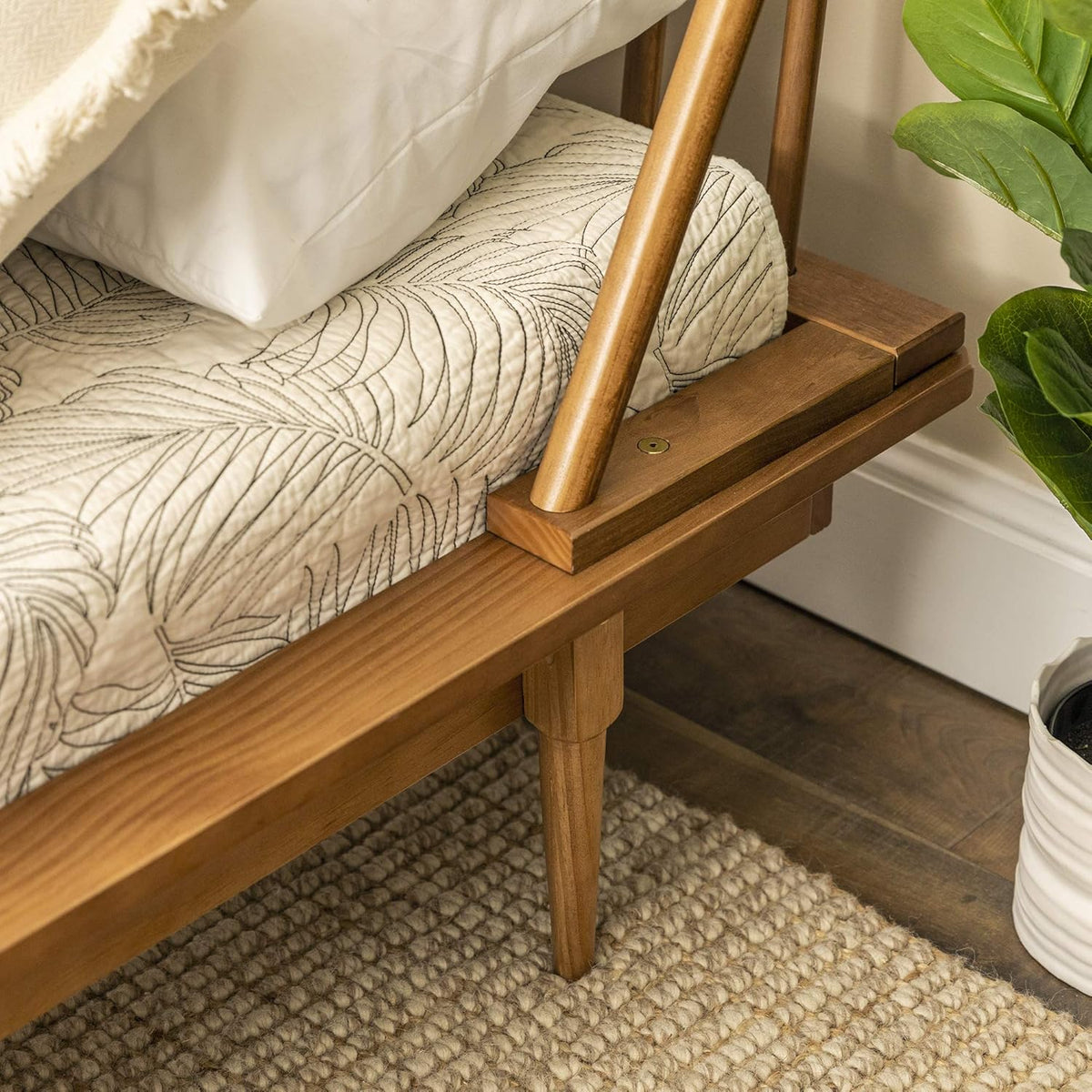 Twin Caramel Solid Wood Platform Bed I354868