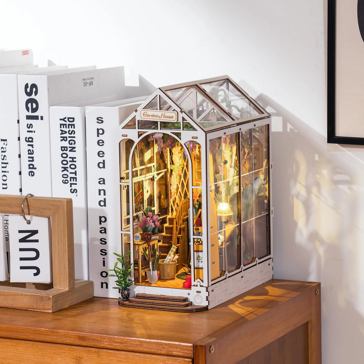 Book Nook Kit DIY Miniature House with LED Light Wooden Bookend Craft Diorama Kit P757751