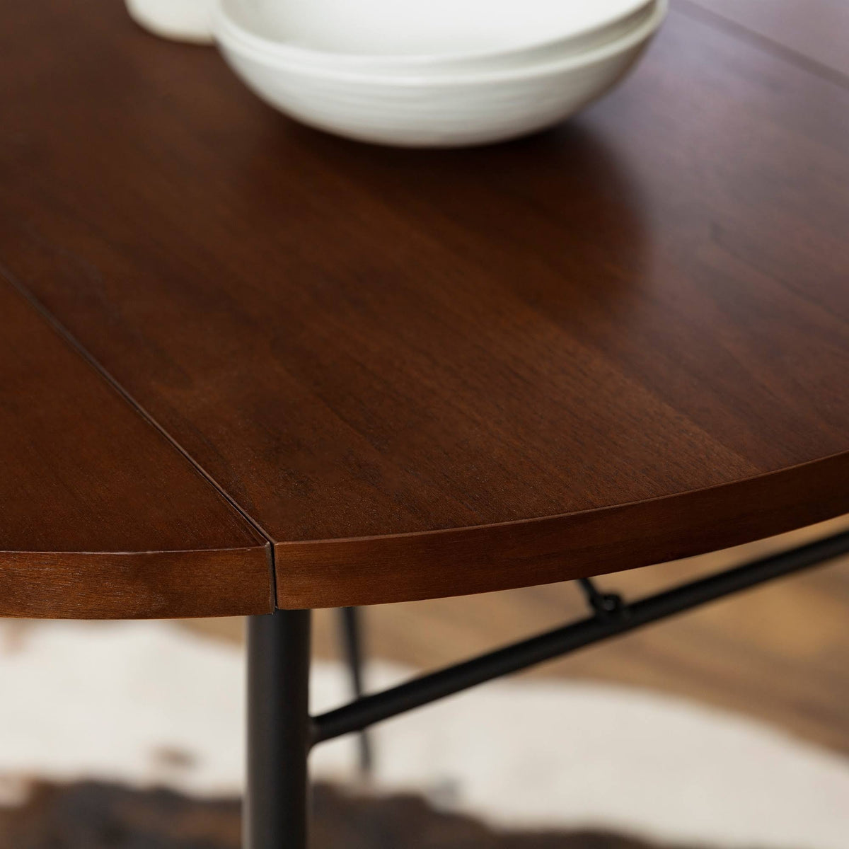 White Faux Marble Drop Leaf Dining Table D284