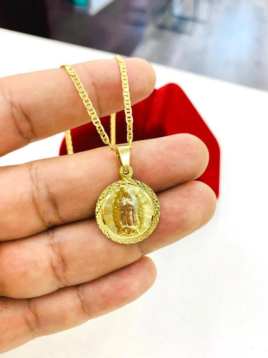 14K Gold Filled Virgen de Guadalupe Necklace Mariner Chain Round Medal 23x19 V2908