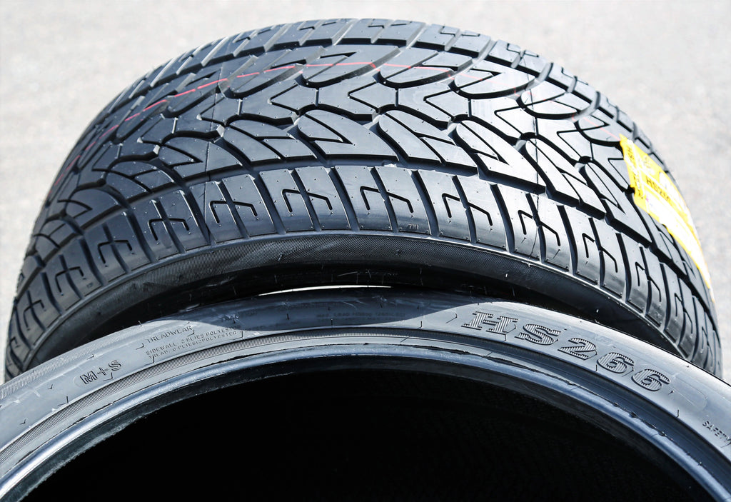 285/45R22 114V XL A/S Performance Tire C229