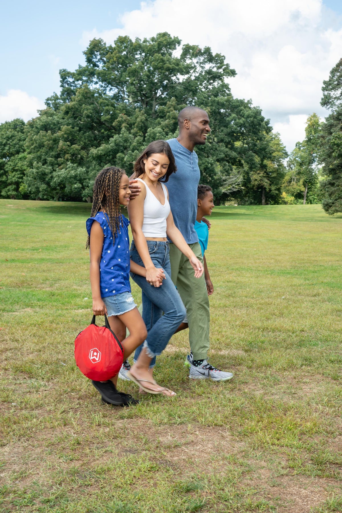 Collapsible Vinyl Cornhole Outdoor Lawn Game T2778
