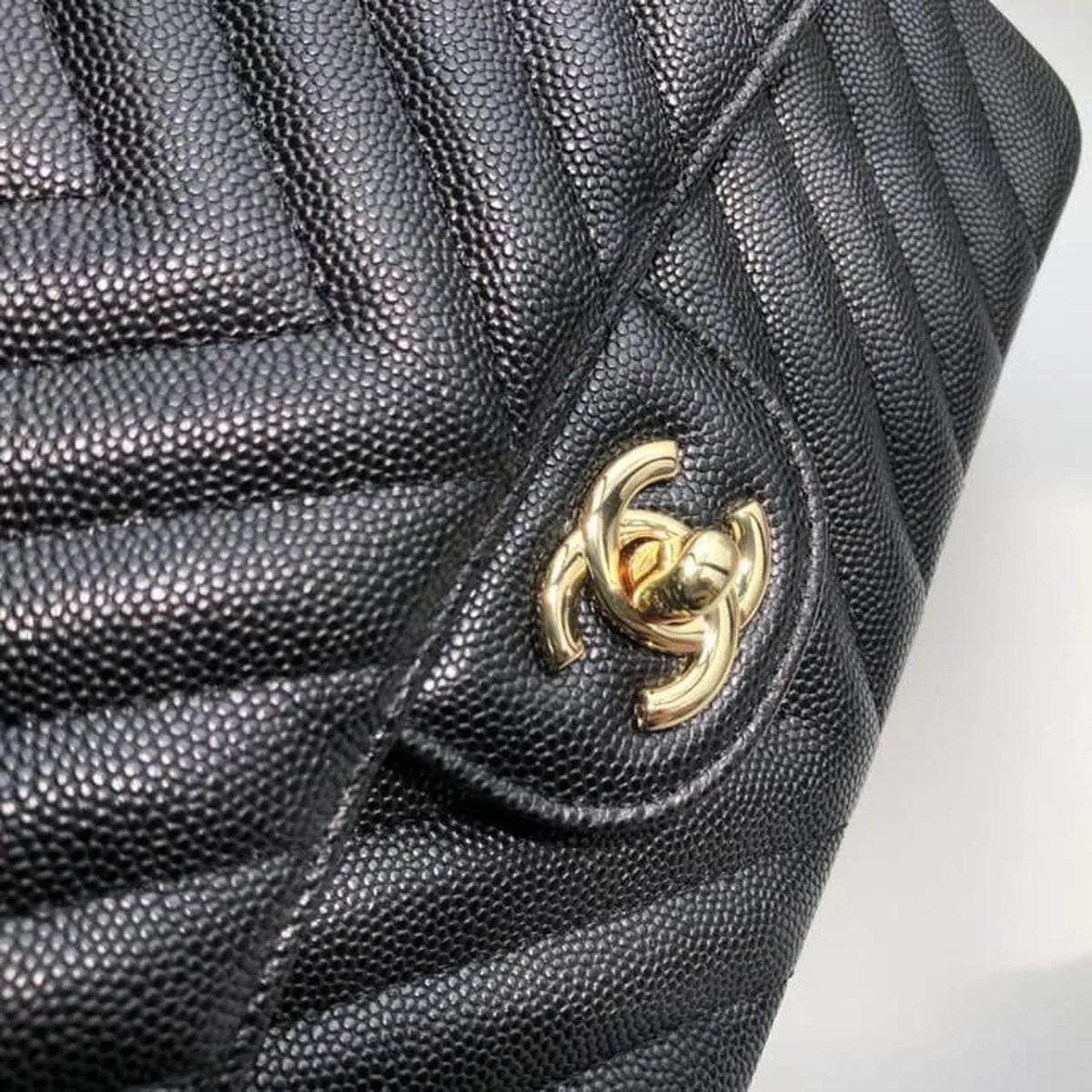 Black Chevron Shoulder and Crossbody Handbag Y127
