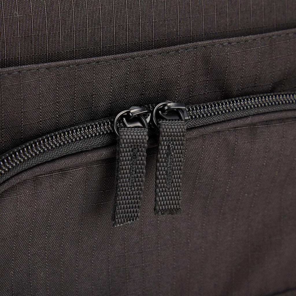 Fold-Out Pet Carrier Q5894